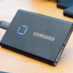 Samsung Portable SSD T7-Touch-6611 blue on desk