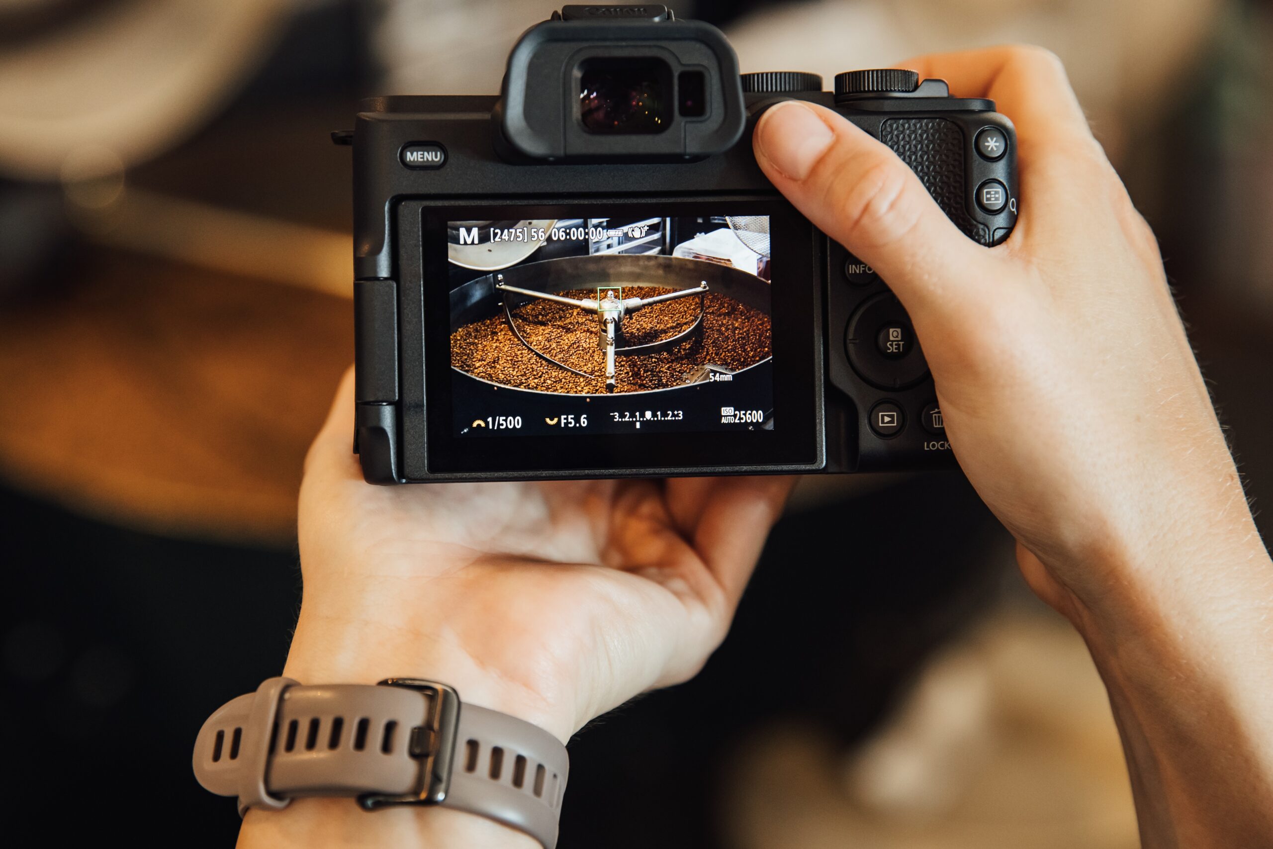 EOS R8 Mark II-Lifestyle-Frauki-627602